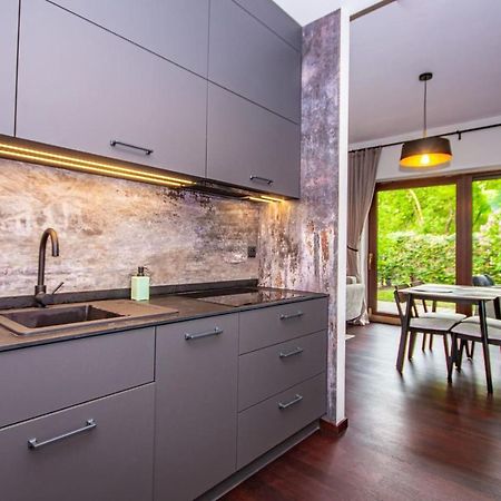 Inpoint 2-Bedrooms Apartment With Private Garden And Free Parking Cracóvia Exterior foto