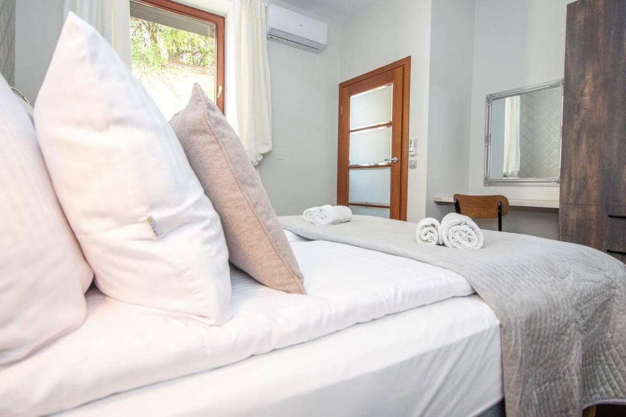 Inpoint 2-Bedrooms Apartment With Private Garden And Free Parking Cracóvia Exterior foto